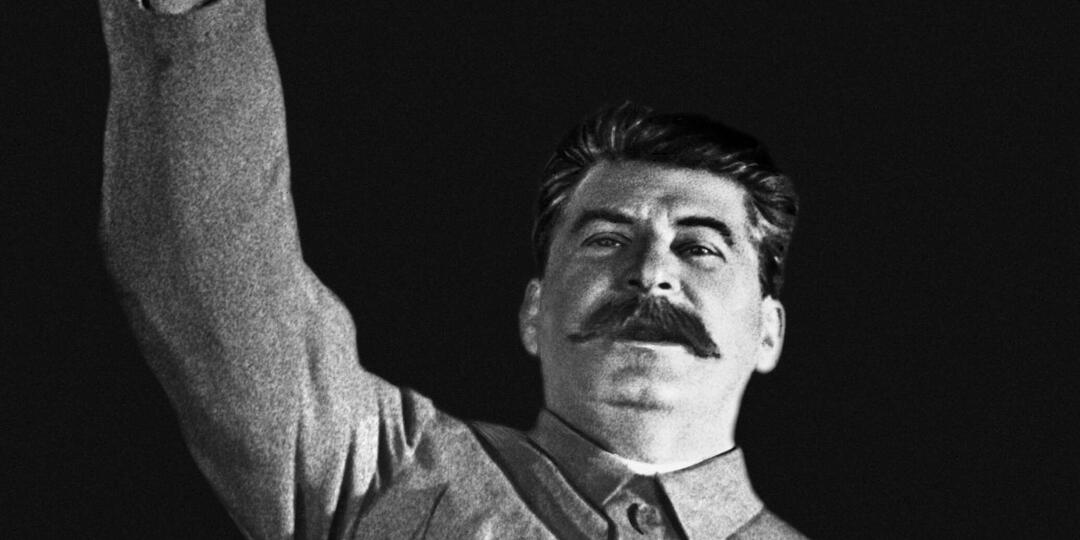 С кем боролся Сталин, если врагов прлетариата уже не осталось?