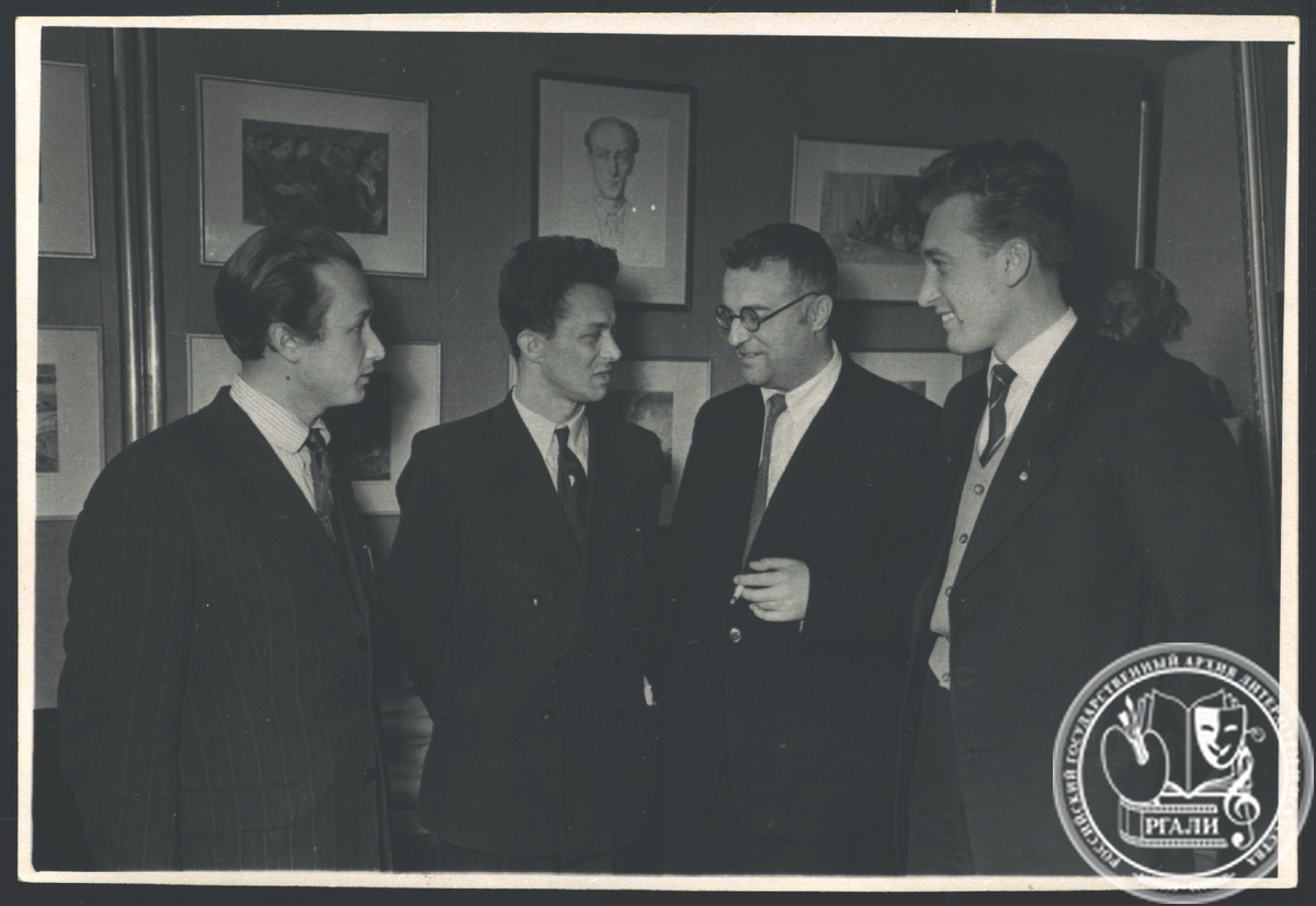 Фотография М.М. Кажлаева, К.С. Хачатуряна, Г.В. Свиридова, Р.К. Щедрина на II съезде композиторов. Москва. 1958 г. РГАЛИ. Ф. 3333. Оп. 2.