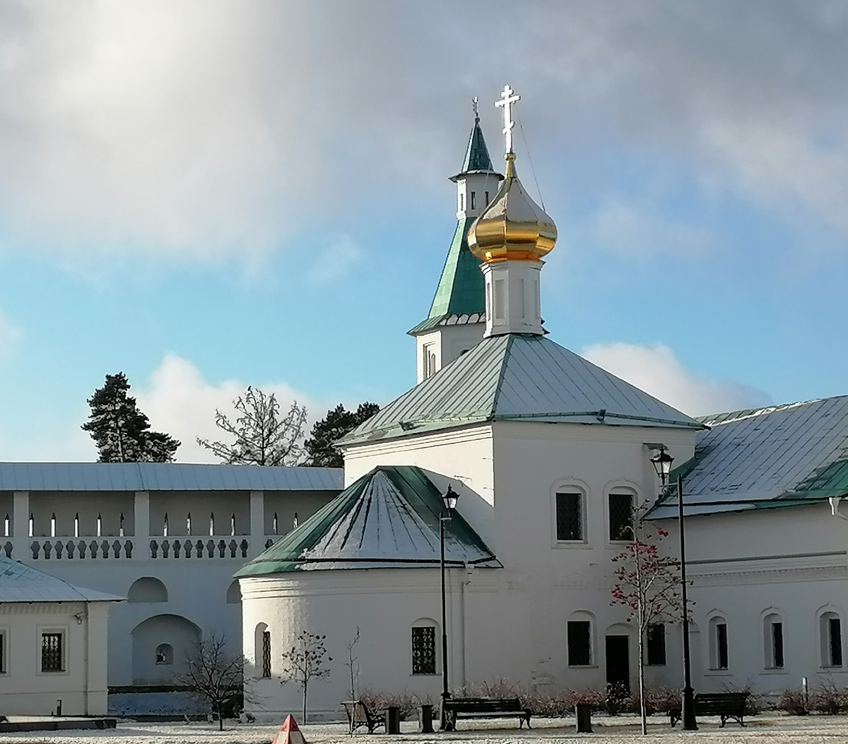 Трехсвятительская церковь