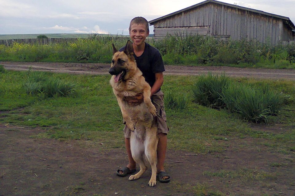 Саша был отличный пловцом. Фото: соцсети