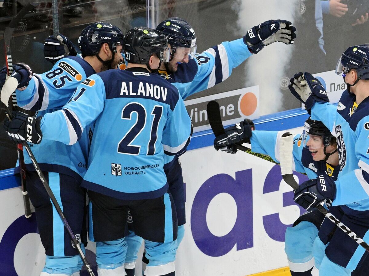    Хоккеисты ХК "Сибирь" | © РИА Новости / Александр Кряжев