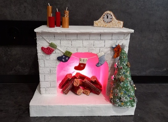 Так смотрится в освещённой комнате