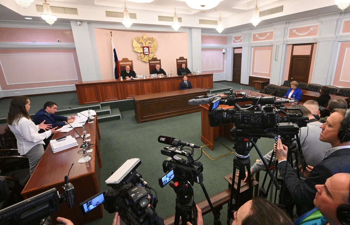    Верховный суд России рассматривает дело Долиной