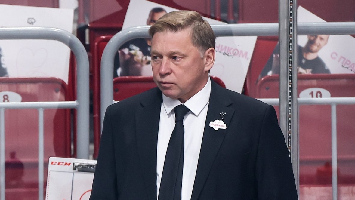    Евгений Корешков.ХК «Трактор»