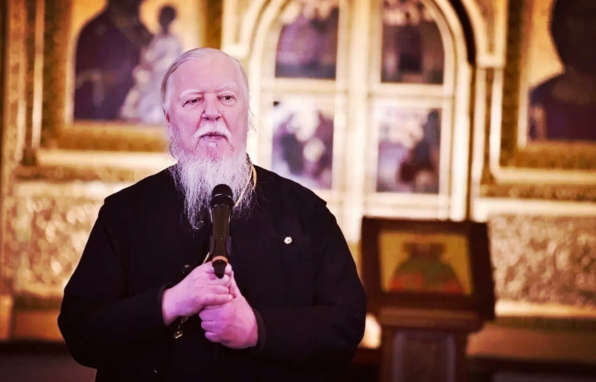 Димитрий Смирнов: «... очень важно не осуждать другого, а понимать, что он — такой же грешный, как и ты. Тут очень важно понимать, что ты сам ничуть не лучше».