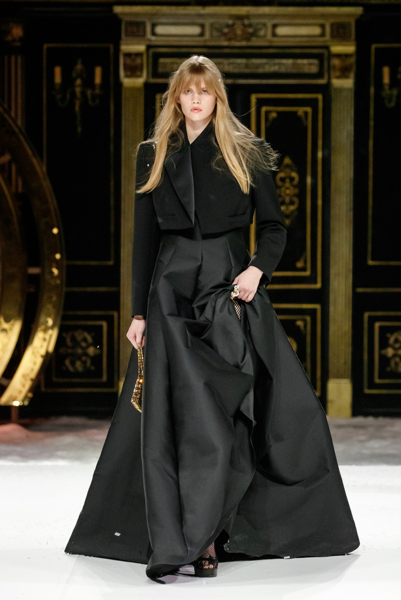    TSUM Fashion Show, ЦУМ показ, Малый театр, Юка Вижгородская, артистка VAIMP