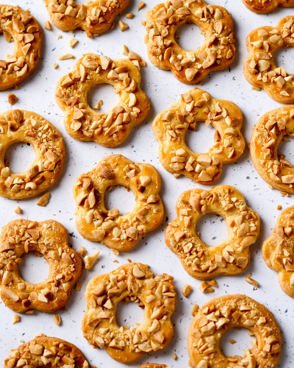 ароматное рассыпчатое песочное арахисовое печенье, как колечки из детства