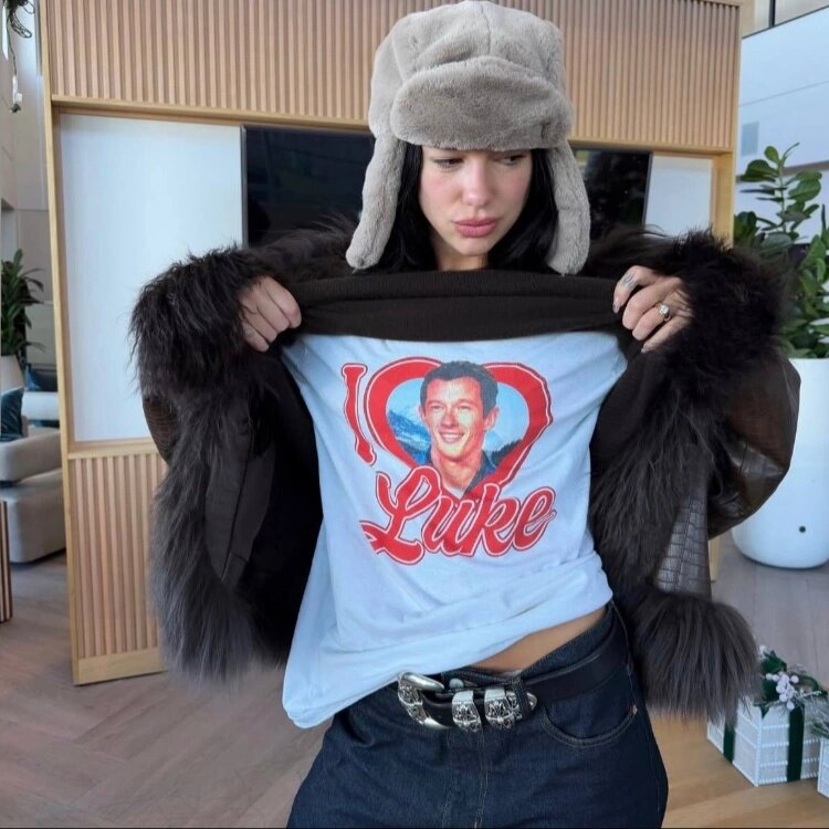 ФОТО: Instagram Дуа Липы (запрещенная в России соцсеть; принадлежит компании Meta, признанной экстремистской организацией и запрещенной в РФ)📷
