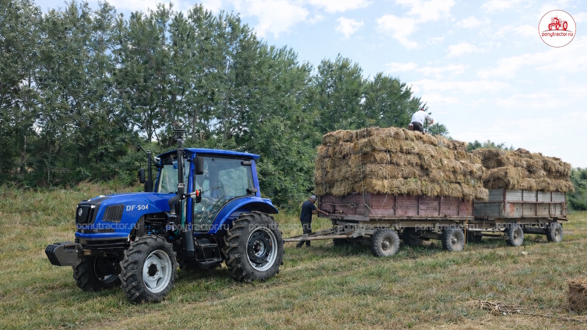 Dongfeng DF-504 работает на сенозаготовке. Фото автора.