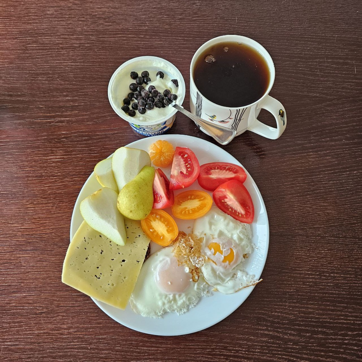 Всем показала слово "лёгкий" на упаковке сыра и предупредила, чтоб его ели в последнюю очередь! ))