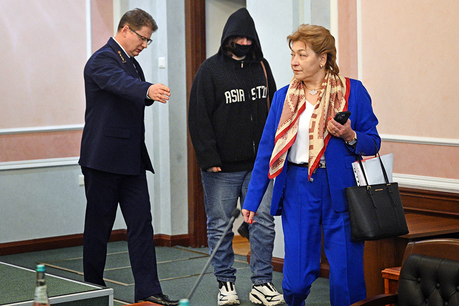 ���� � ��������� ���������� ����. � ����� ��������, ������ ����� � � �������.