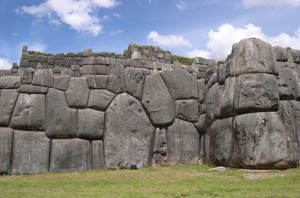 Каменная кладка без зазоров и цемента в Перу (Фото: Лаборатория альтернативной истории)