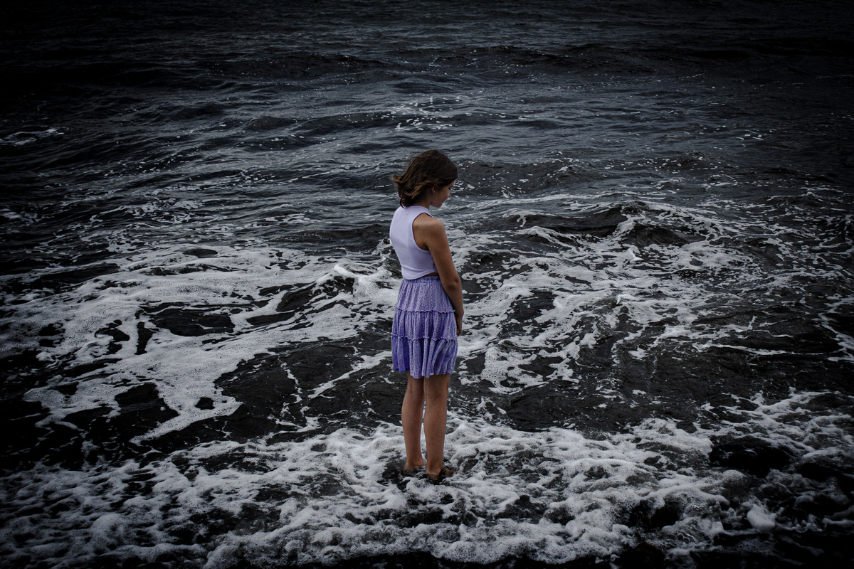 Подростковый "трудный" возраст - не повод игнорировать странное поведение ребёнка