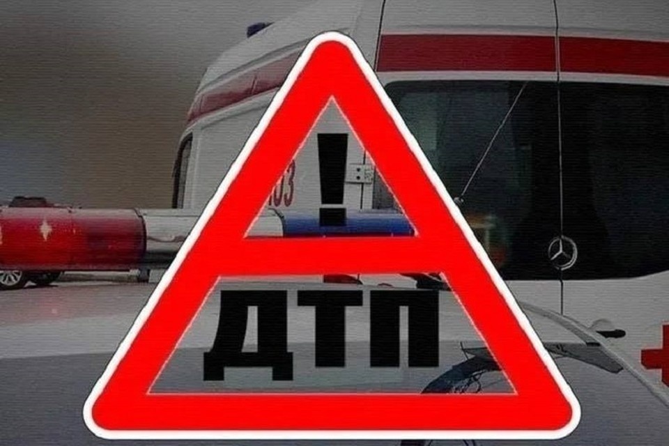    Мерседес сбил человека на трассе. Фото: пресс-служба Госавтоинспекции по Тверской области