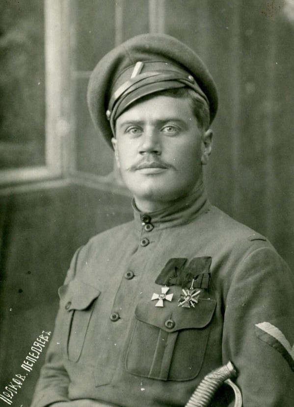 Анатолий Пепеляев.