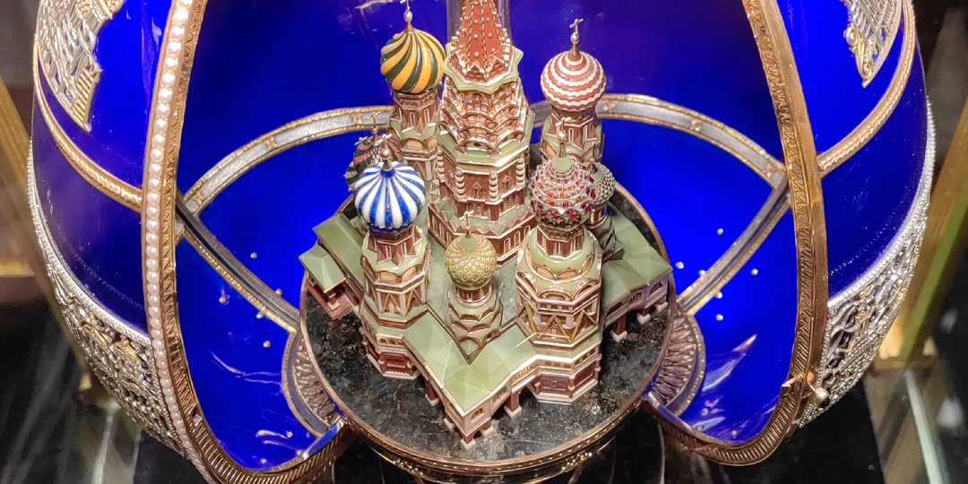 Продолжатель традиций Карла Фаберже! В Петербурге открылся "Музей пасхальных яиц Андрея Ананова"