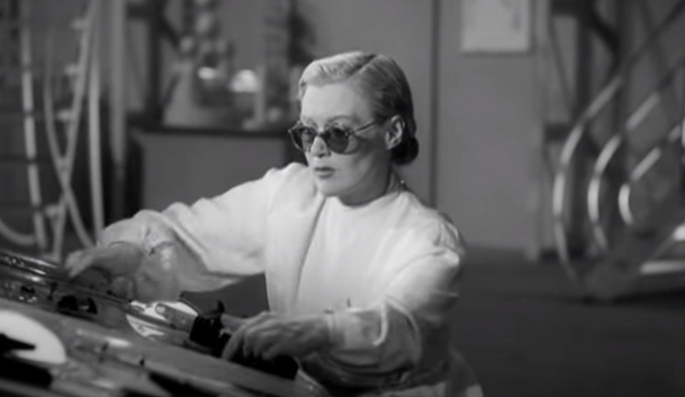 Кадр из фильма. Засл.арт.РСФСР Любовь Орлова