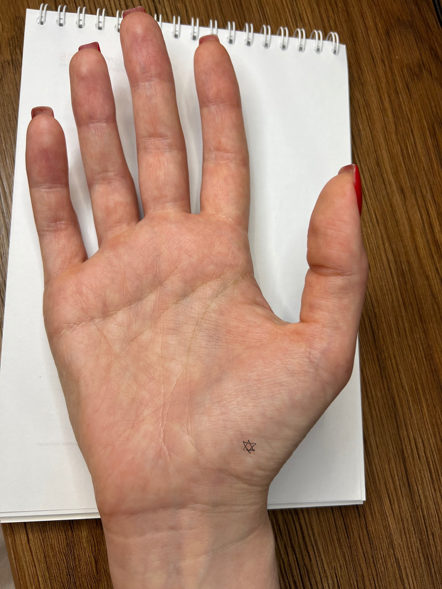 Звезда Давида, на холме Венеры 