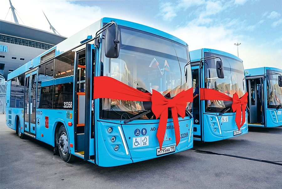 Источник: https://minsknews.by/stolicza-prinimaet-druzej-dni-sankt-peterburga-v-minske-projdut-14-i-15-iyulya/