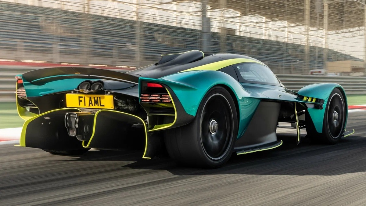 Aston Martin Valkyrie Coupe