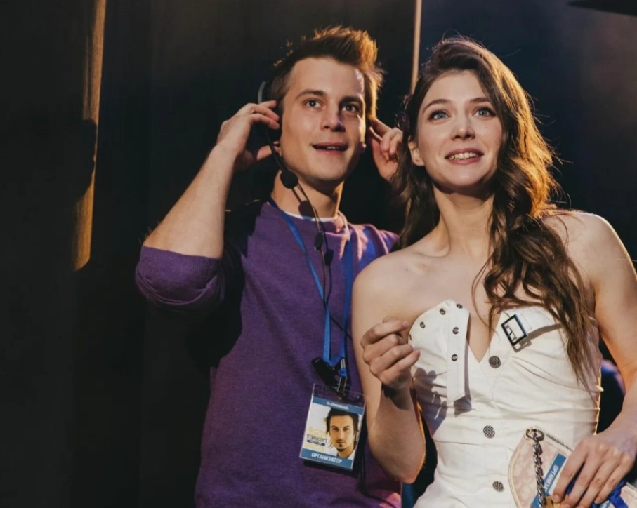 Влад и Ксюша. Кадр из фильма