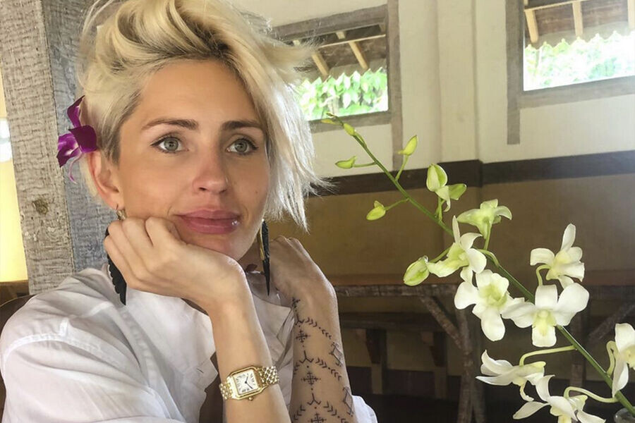 Жена Семака и её "высокодуховные" тату