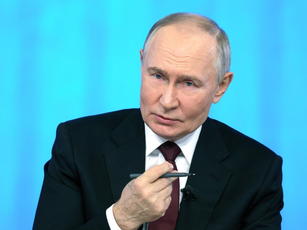    Президент России Владимир Путин проводит специальную программу "Итоги года с Владимиром Путиным" в Гостином дворе | © РИА Новости / POOL