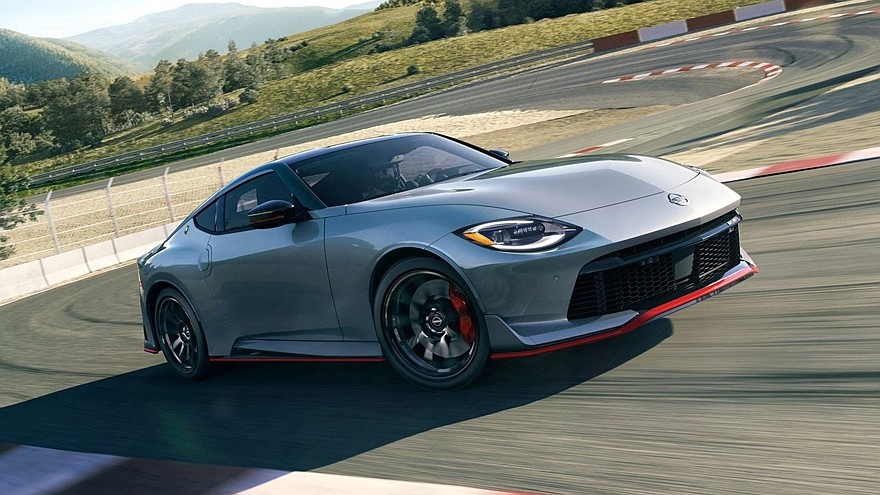   На фото: Nissan Z Nismo