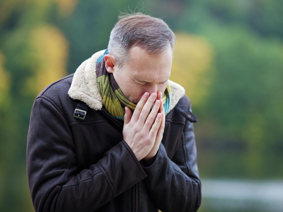    Простуженный мужчина | © Depositphotos.com / racorn