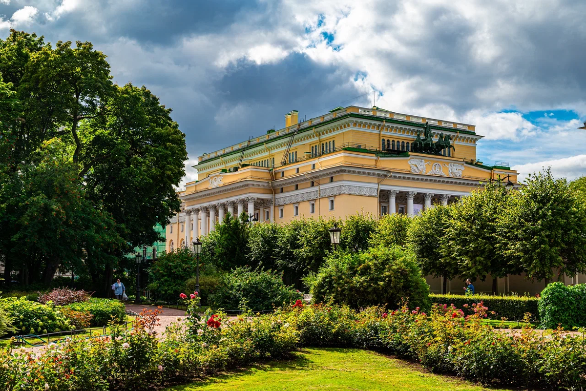 Источник: Лицензионный фотобанк СПб ГБУ "ГТИБ"
