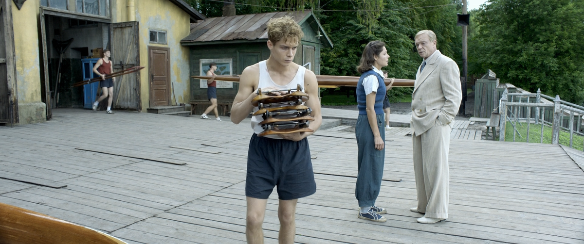 первый на олимпе чем закончился, сюжет фильма первый на олимпе, первый на олимпе какой год