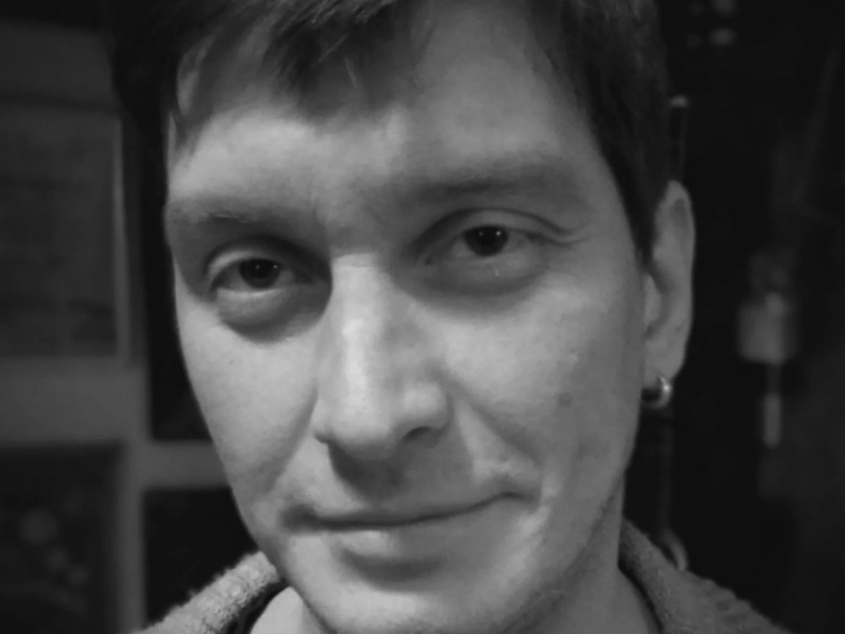    Причины смерти художника не раскрываются