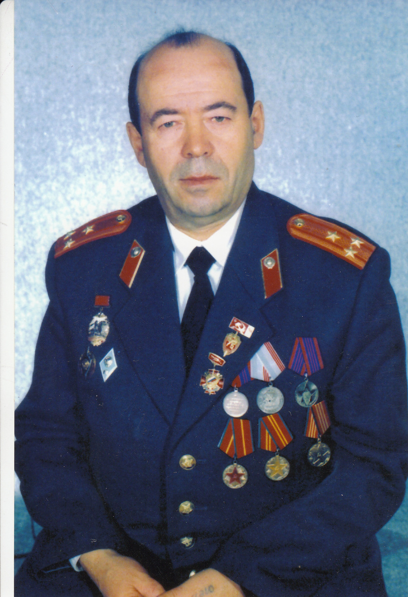 Олег Зайцев всю свою жизнь посвятил службе в Управлении на транспорте МВД. Помимо занятости в Совете ветеранов в своем подразделении вел обширную общественную работу. Всё – для нашего Абакана. Основное направление работы Совета ветеранов – патриотическое. Очень много встречались с молодежью – школьниками, воспитанниками детских домов и школ-интернатов. 