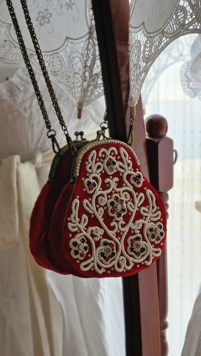 сумочка работы мастера Юлии Горбуновой