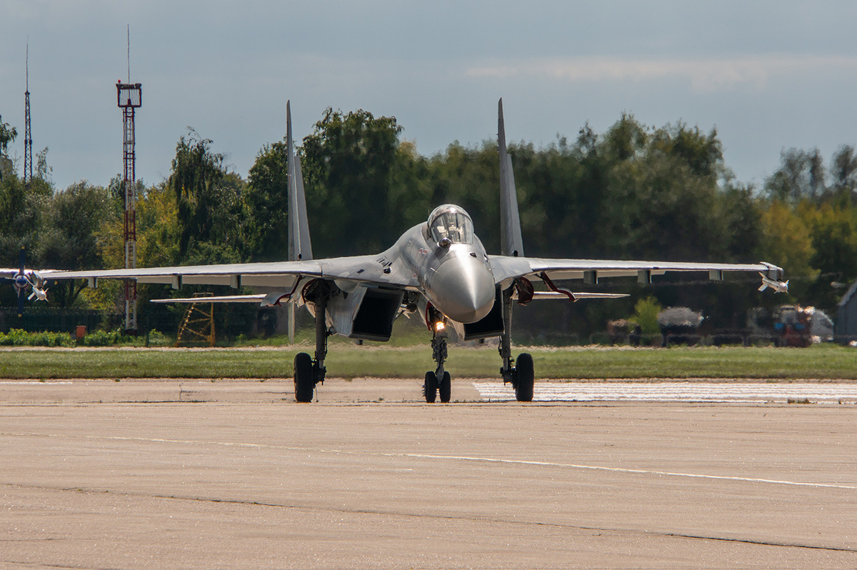   Архивное фото. Су-35 
Adobe Stock