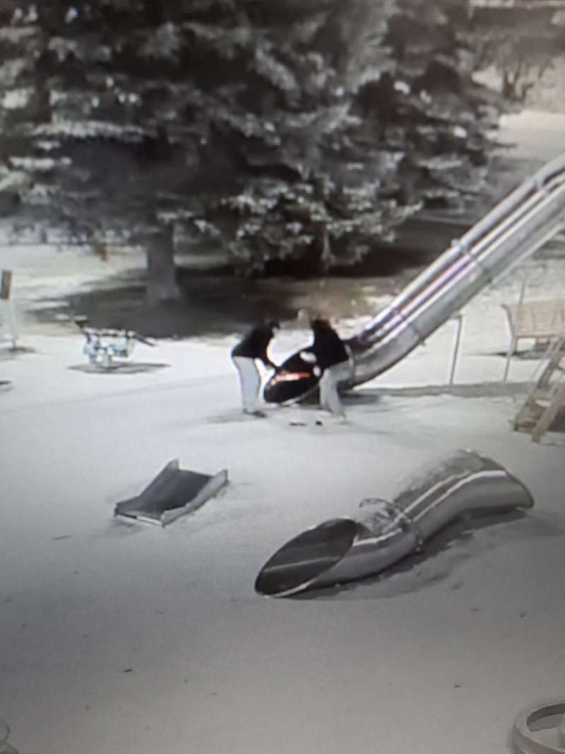    Подростки устроили взрыв на детской площадке в КондопогеАдминистрация Кондопожского района