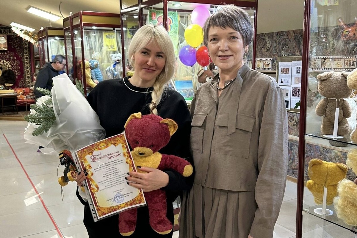 Ностальгия по плюшевому мишке: открылась выставка «Всё равно его не брошу…»
Фото: Музей советских кукол и игрушек «КуМир детства»