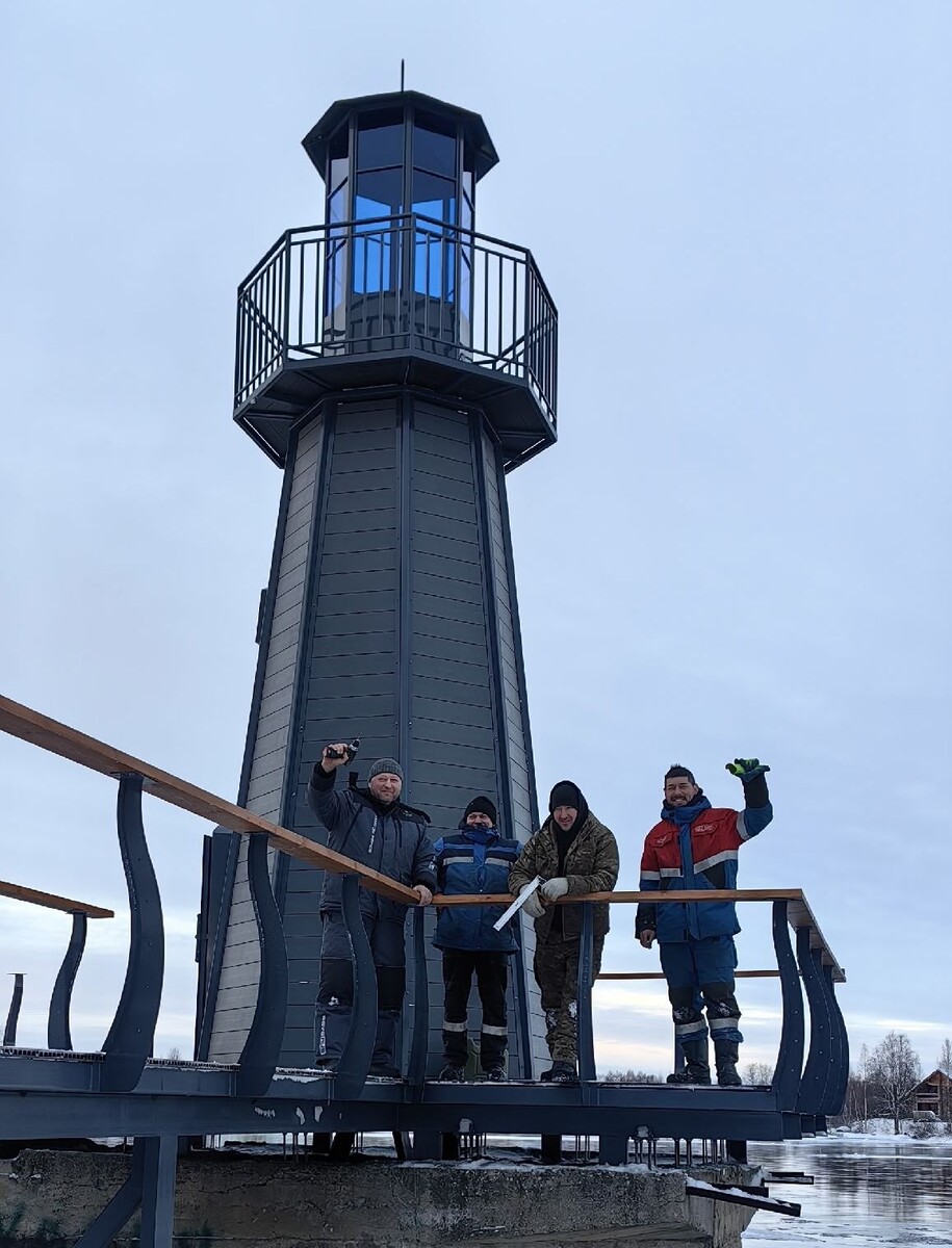    На набережной в Беломорске появился новый арт-объект «Маяк»© metalcraftptz