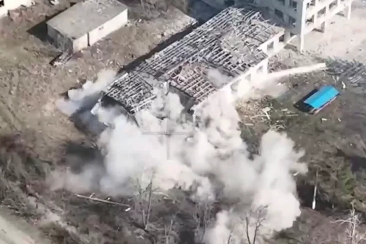    Российская армия успешно наступает южнее Новопавловки и Богуславки.