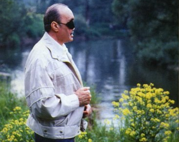  Эдуард Асадов.