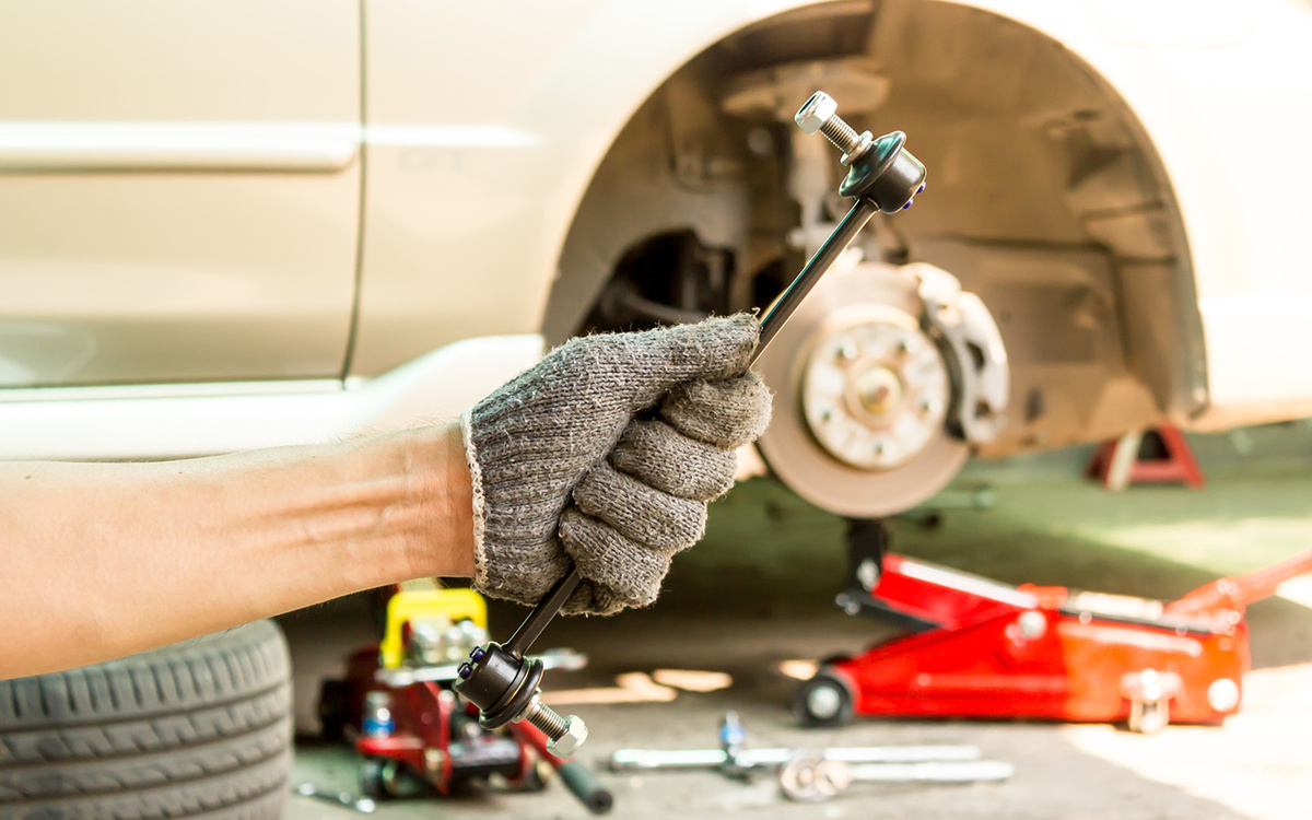 Ohms1999 / Shutterstock / FOTODOM📷При желании заменить стойки стабилизатора можно и самостоятельно, процедура не особо сложная