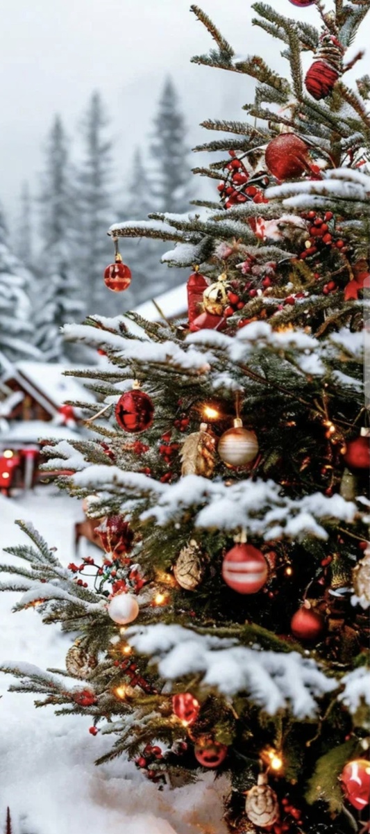 Ёлочка - красавица! Вся в снегу и новогодних украшениях. Сгенерировано shedevrum.al.картинка из открытых источников.