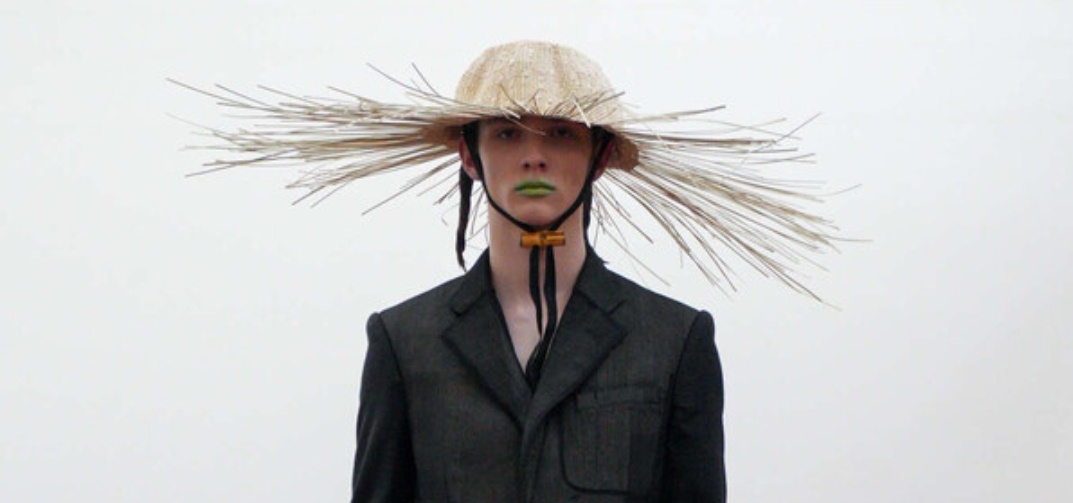 "Модная отрыжка - 2025" - выбираем самый стильный головной убор уходящего года! (Слабонервные, крепитесь!)