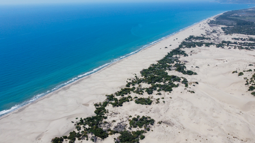 Мраморное море внезапно отступило от турецкого побережья