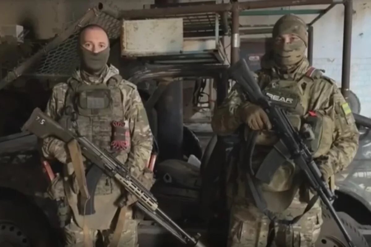    Уральцы отправили в зону СВО более 1600 единиц оружия и 20 тысяч патронов