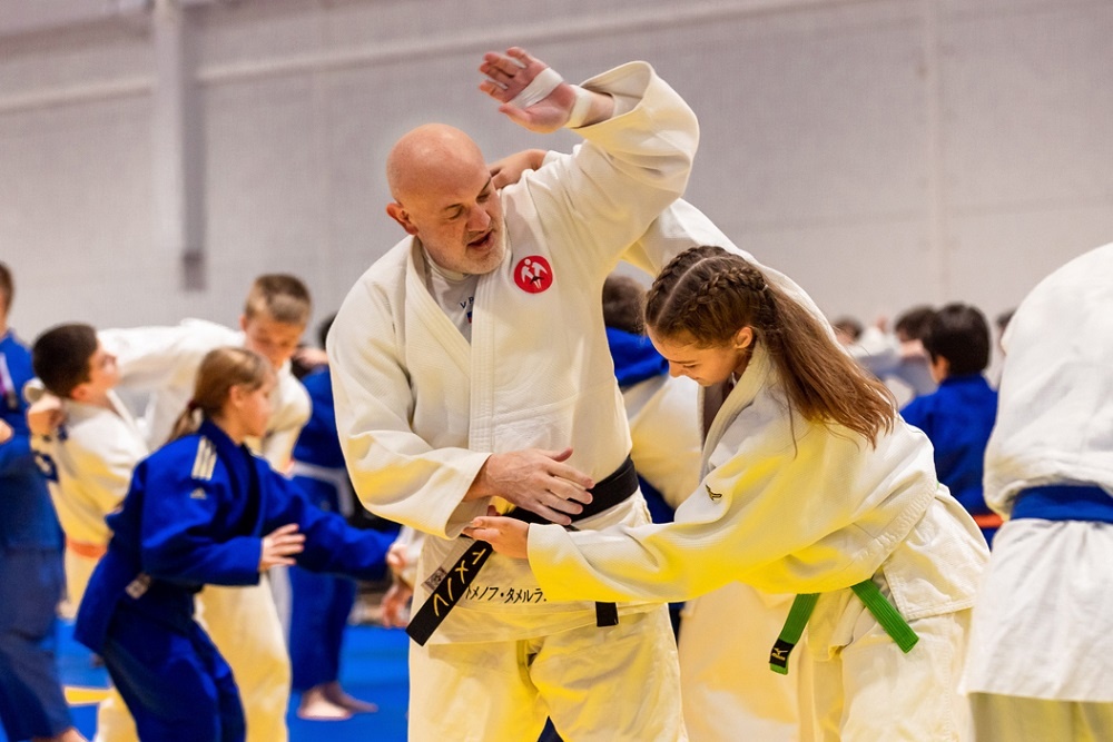    Мастер-класс легендарного российского дзюдоиста посетили более 200 курян и белгородцев. / Анна Кейзор