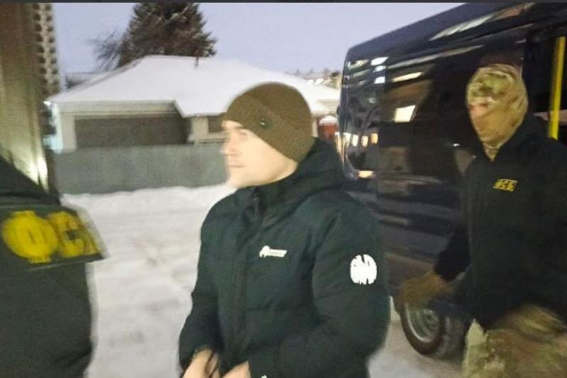    Источник. ФСБ пришла к сотрудникам миндора