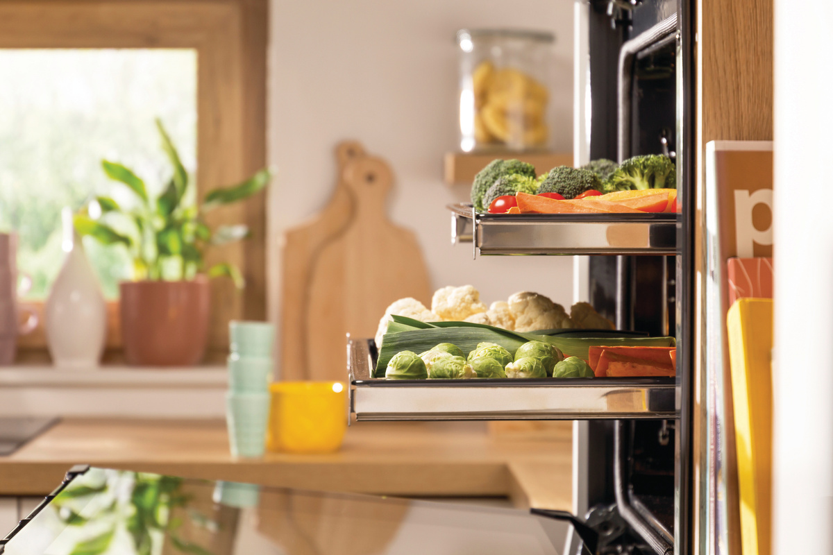 Кстати, у модели духового шкафа BOS6737E05DBG много интересных функций, например  AirFry -интенсивное запекание без масла