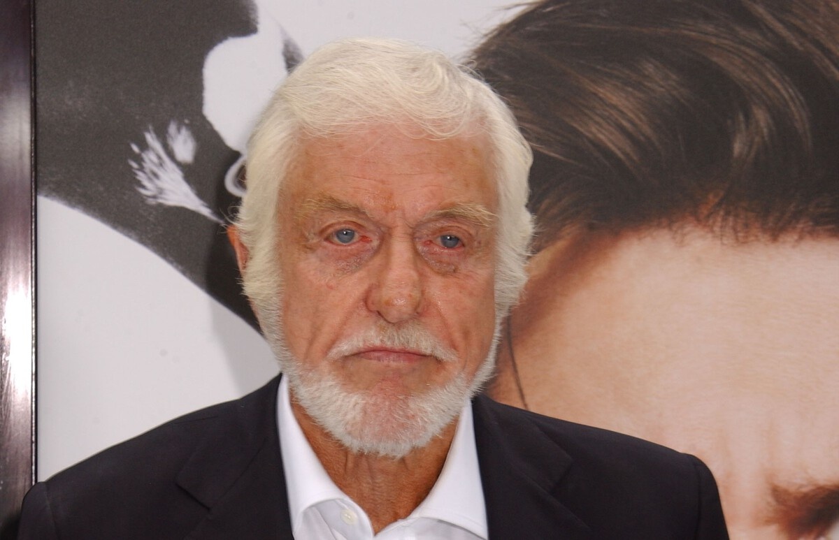     Дик Ван Дайк globallookpress/Phil Roach/Globe Photos