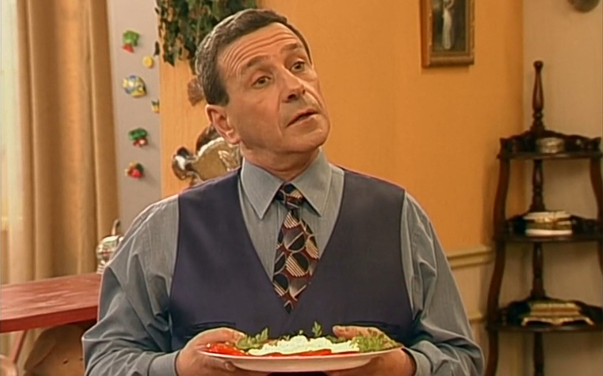    Кадр из сериала "Моя прекрасная няня" (2004-2009). Режиссёры Алексей Кирющенко, Эдуард Ливнев, Эдуард Радзюкевич, Андрей Кузнецов, Артур Румынский, Ирина Глебова, "Амедиа", Sony Pictures Television International